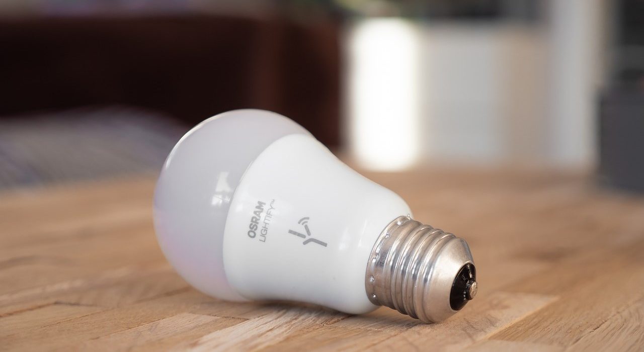 smarthome light bulb