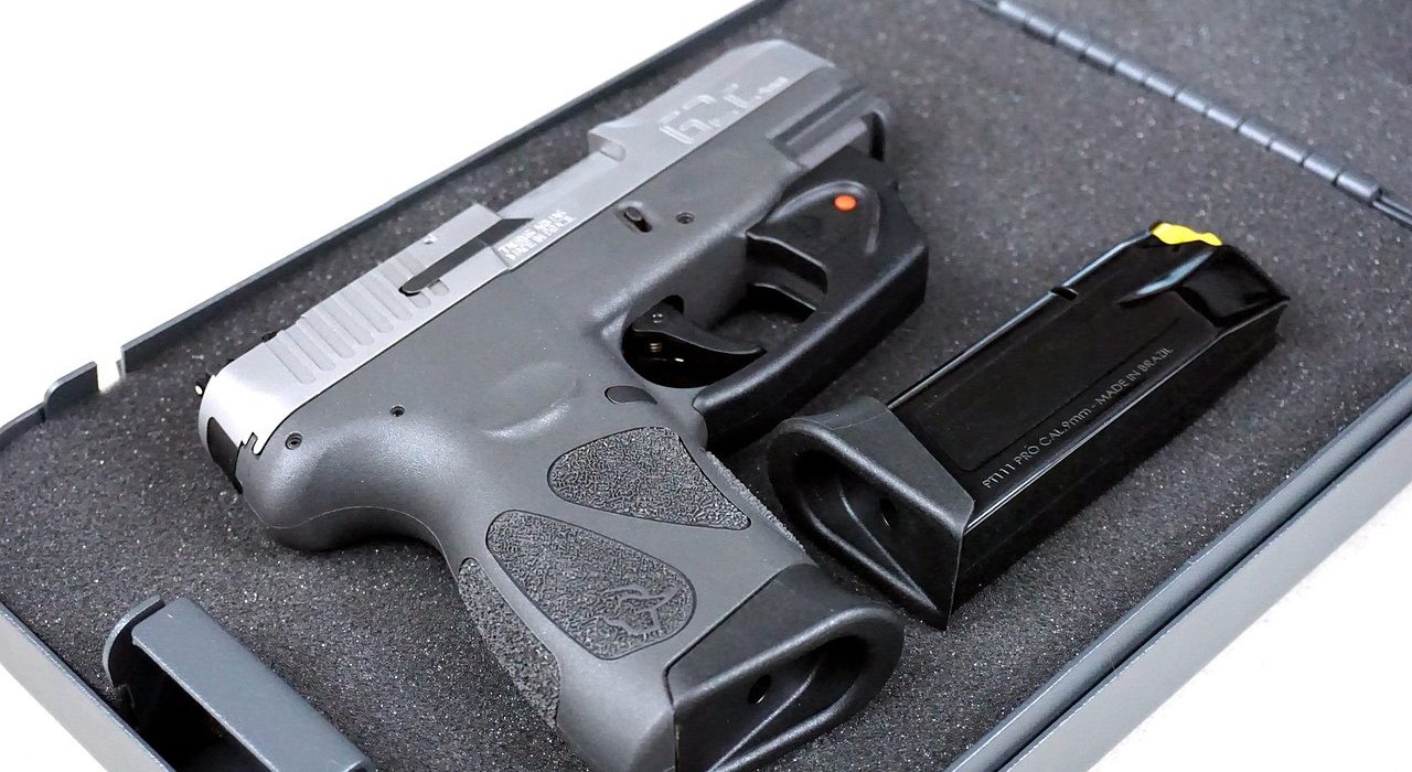 guns